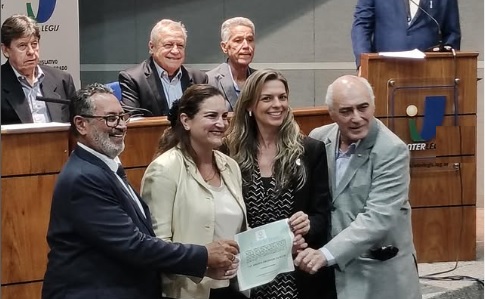 Senge-SC presente na posse da nova diretoria da Febrae