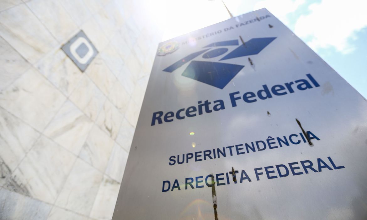 Receita Federal alerta para novo golpe do CPF suspenso; saiba como se proteger